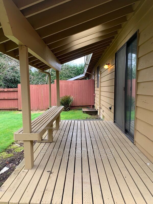 Building Photo - 12120 E Gibson Rd