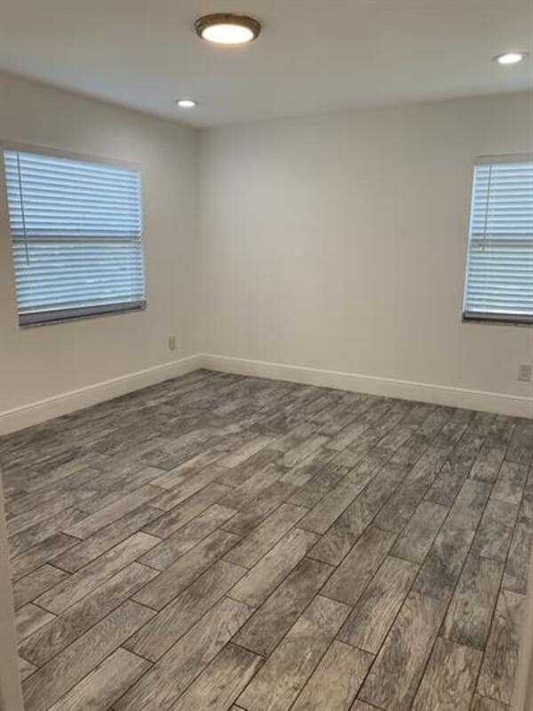 Building Photo - 4908 W Ingraham St