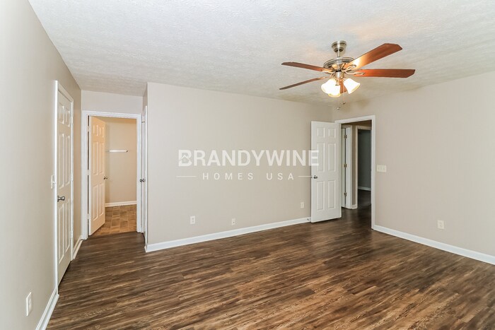 Building Photo - 3918 Tolliver Hills Dr