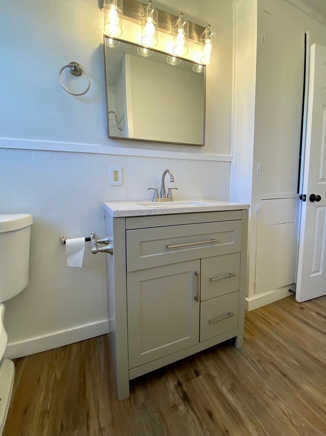 Building Photo - Nice 3 Bed home In Pearl!