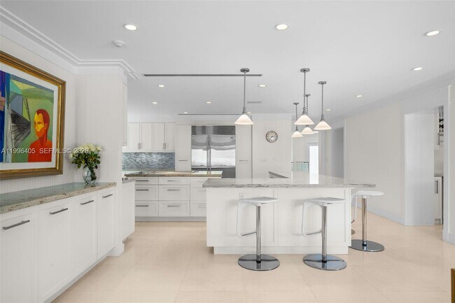 Building Photo - 6831 Sunrise Ct