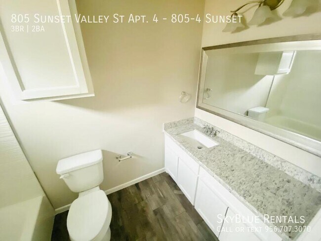Building Photo - 805 W Sunset Valley St