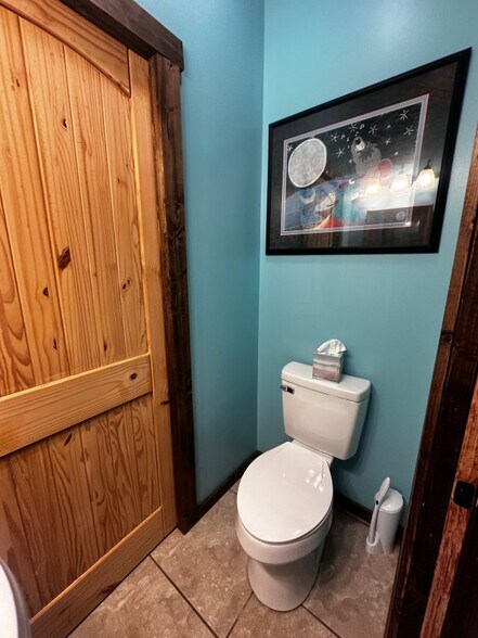 bathroom - 1314 Rugby Rd