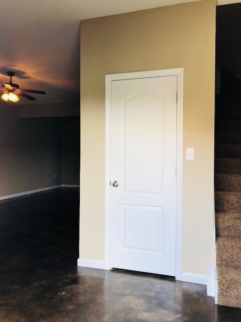 Building Photo - 4204 Sydney Cove