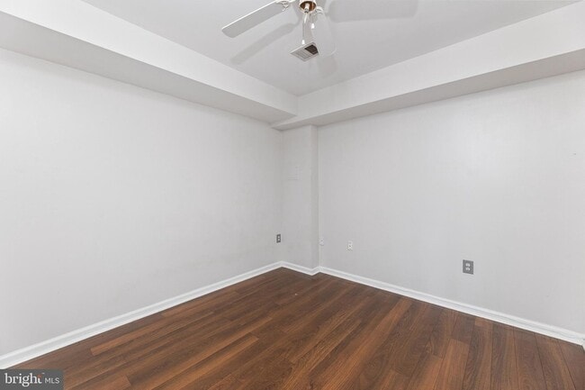 Building Photo - 3343 Cape May Ct