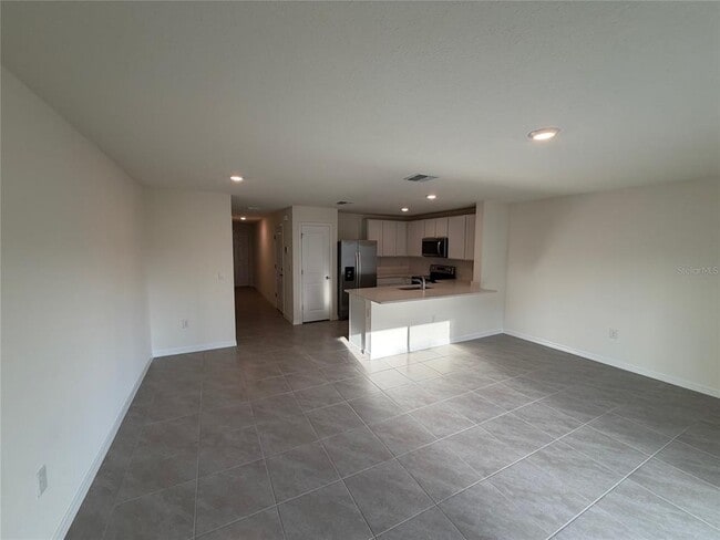 Building Photo - 6685 SW 81st Lp