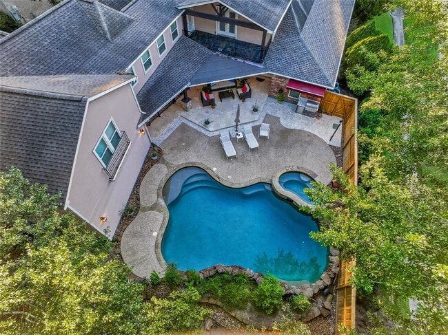 Building Photo - 1 Greenridge Forest Ct