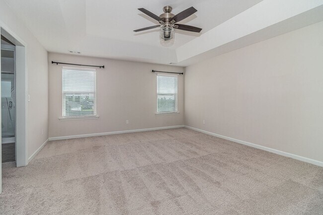 Building Photo - ? Welcome to Your Dream Home! ?