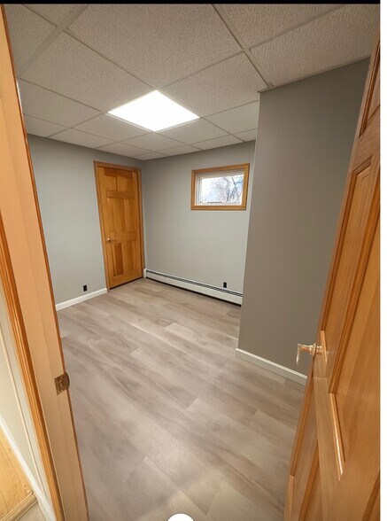 Building Photo - 194 Water St