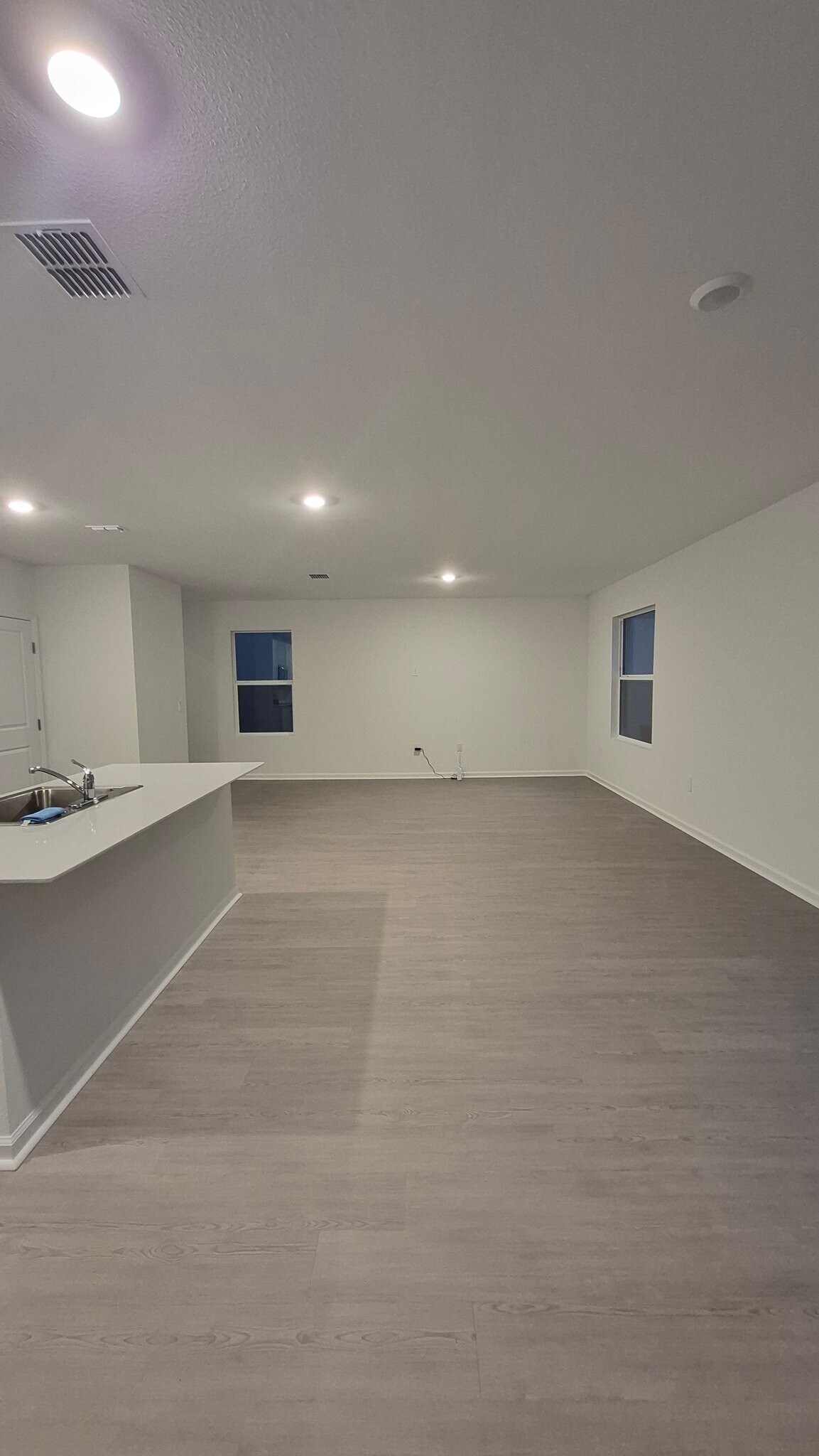 Building Photo - 6220 Botticella Blvd