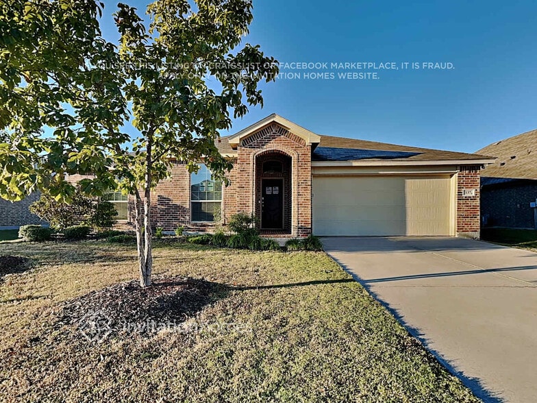 Primary Photo - 137 Acadia Ln