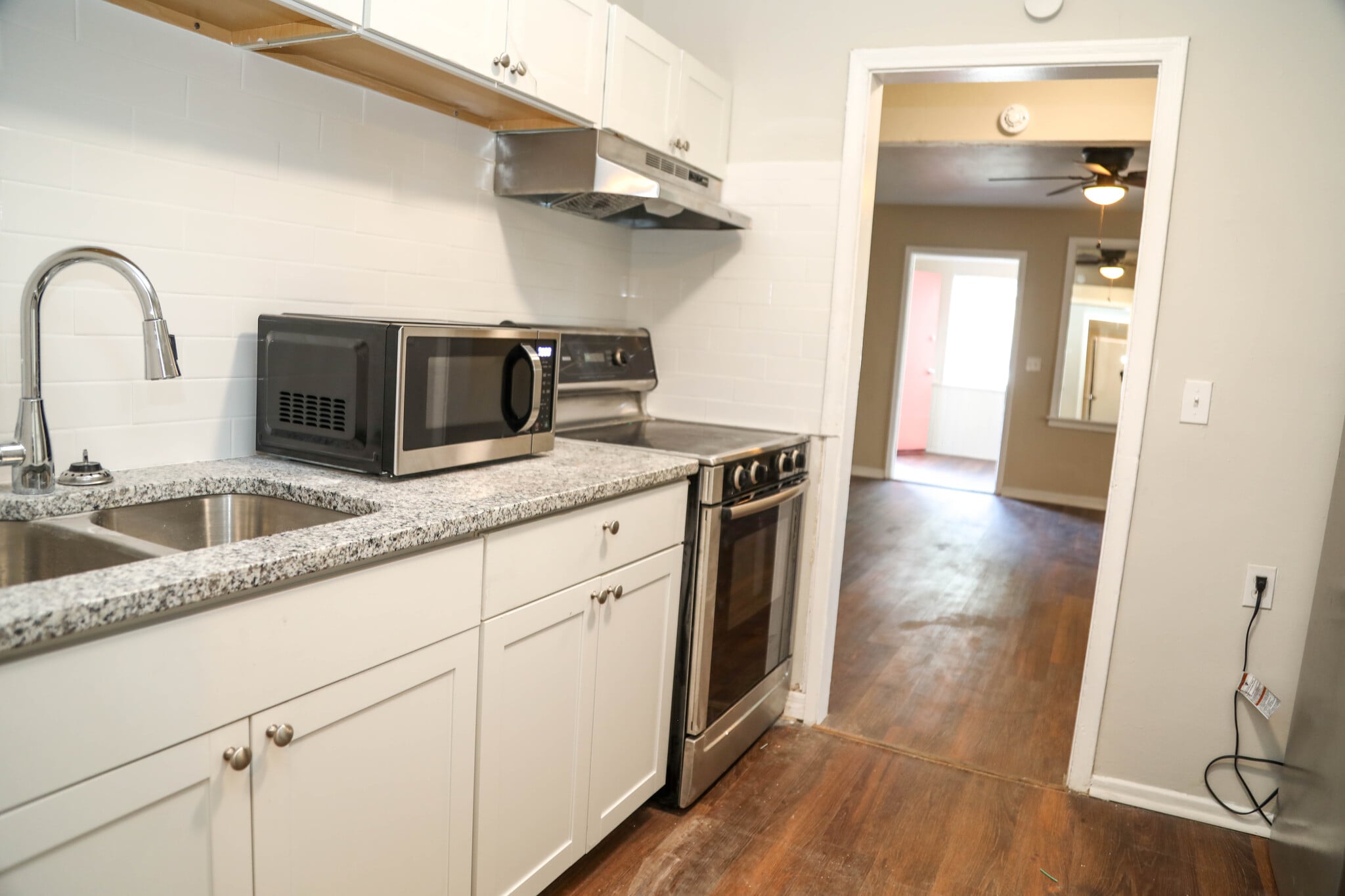 Building Photo - 1831 Bennett St