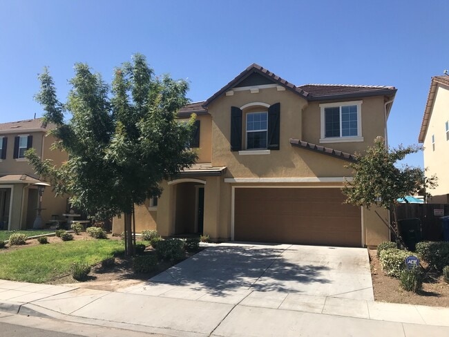 Primary Photo - Now Available – 4 Bedroom Home with Loft i...