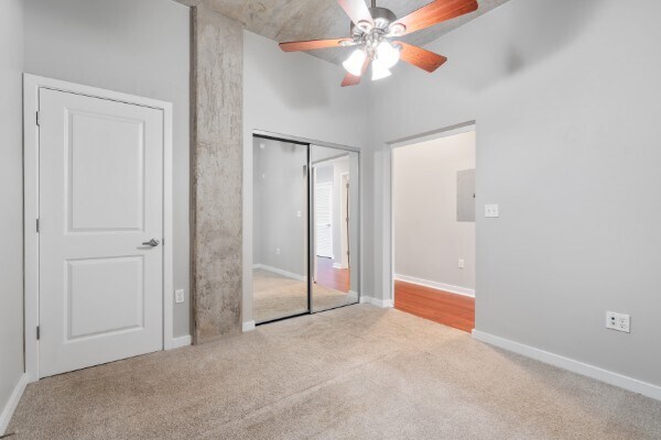 Two closets - 301 Demonbreun St