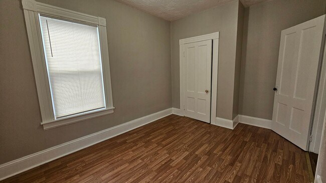 Building Photo - 41 Hevey St