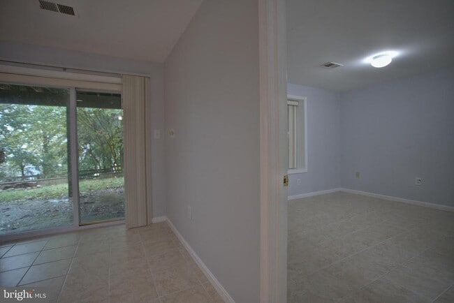 Building Photo - 1209 Merton Trail