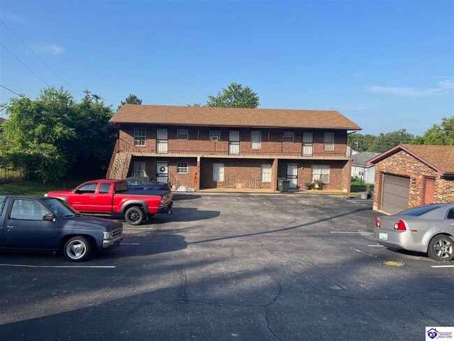 Primary Photo - 1420 Hill St