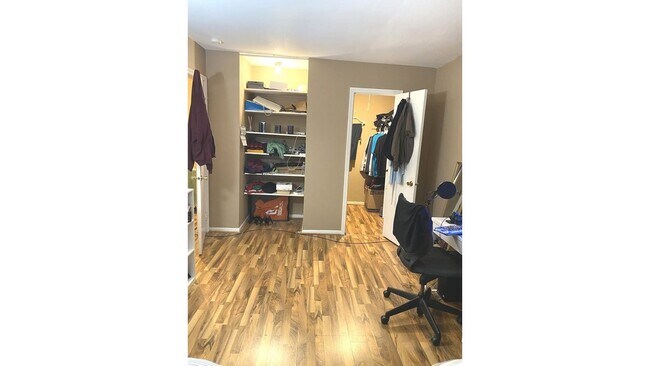 Building Photo - 322 Inverrary Ln