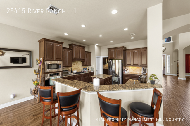 Building Photo - 25415 River Ranch