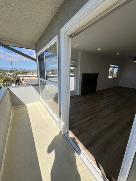 Building Photo - 20 29th Ave