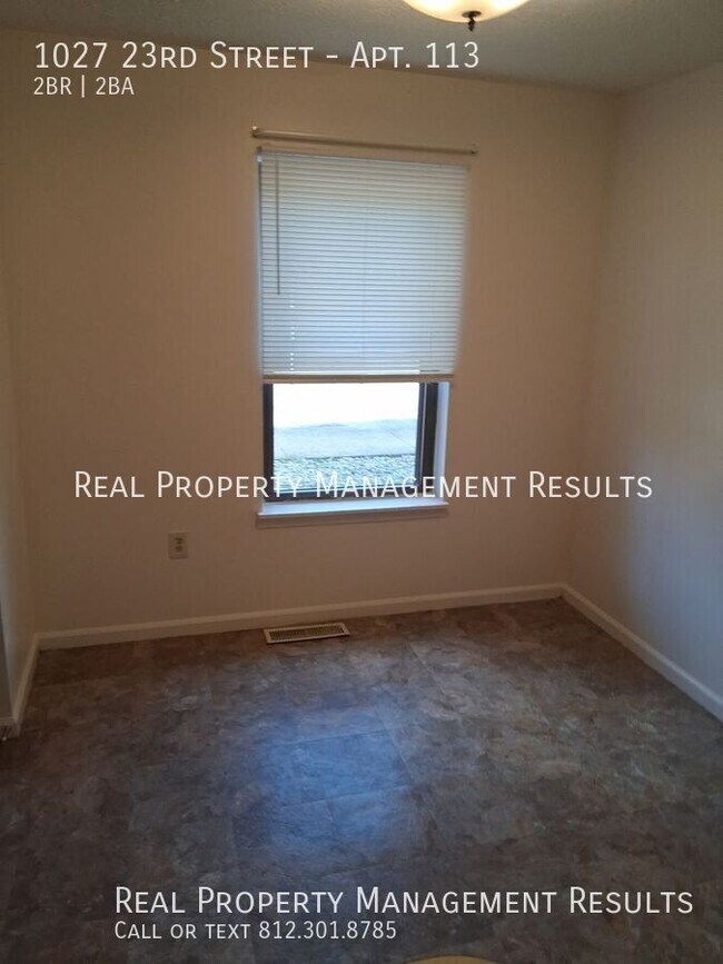 Building Photo - 1027 23rd St