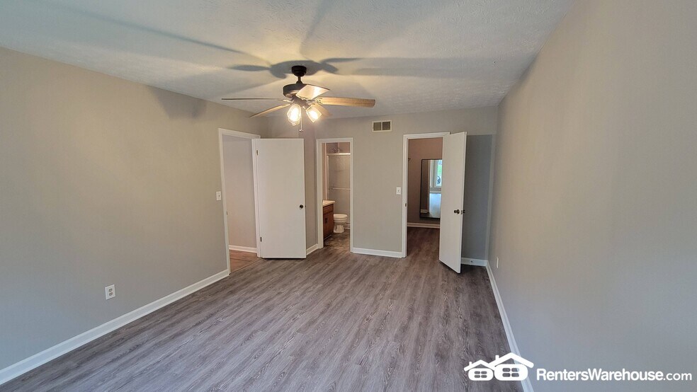 Building Photo - 3039 Jonathan Ct SW