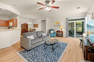 Building Photo - 109 Providence St