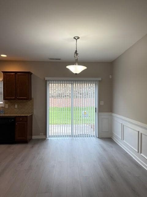Building Photo - 2718 Beynon Ln NE