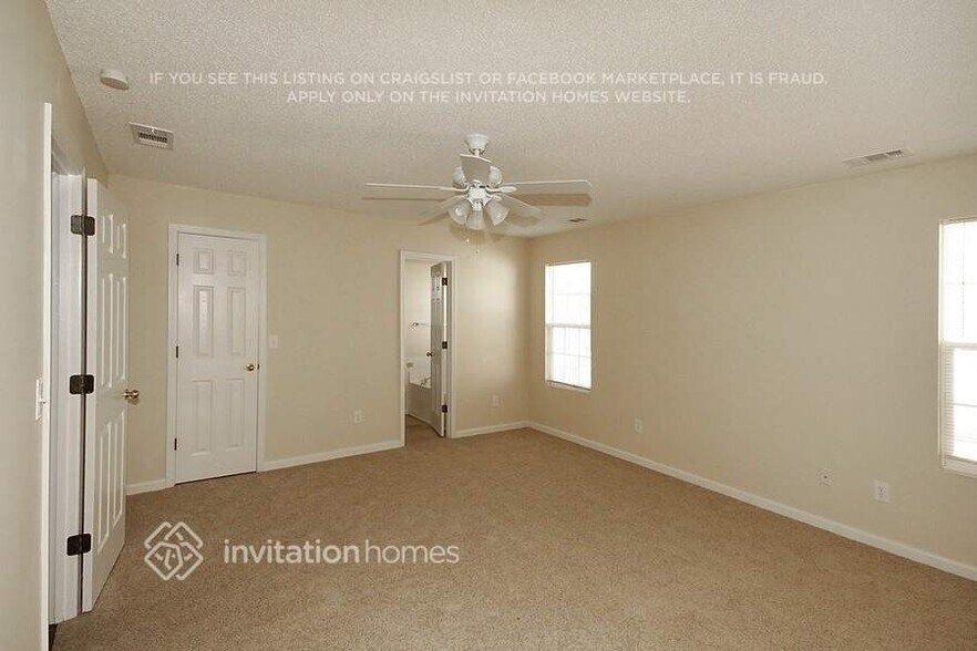 Building Photo - 211 Ashland Creek Ct