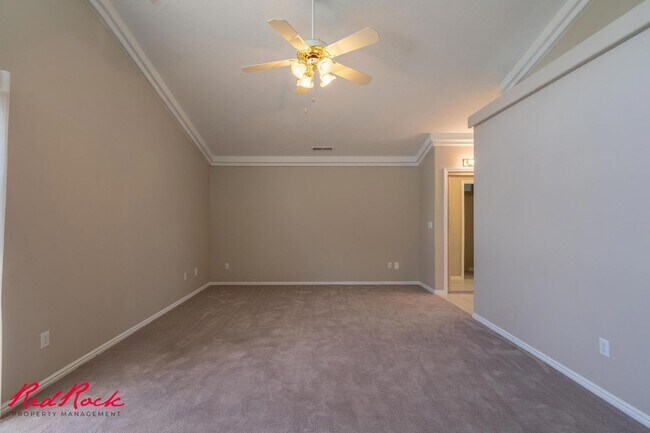 Building Photo - Spacious 6 Bedroom Home with a Balcony!