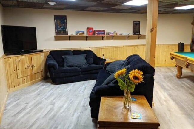 Building Photo - 66 Paquette Dr