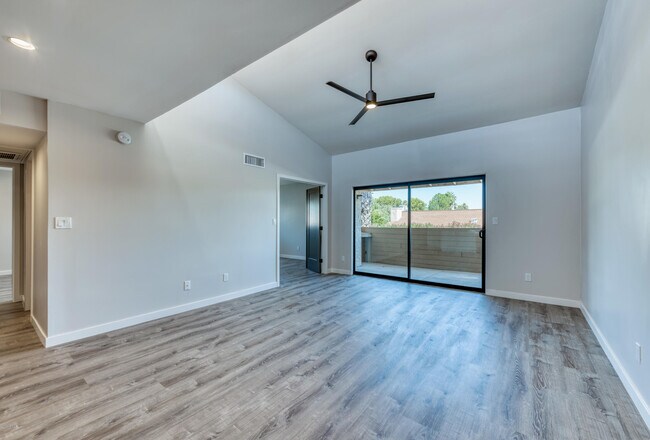 Building Photo - 6480 N 82nd St