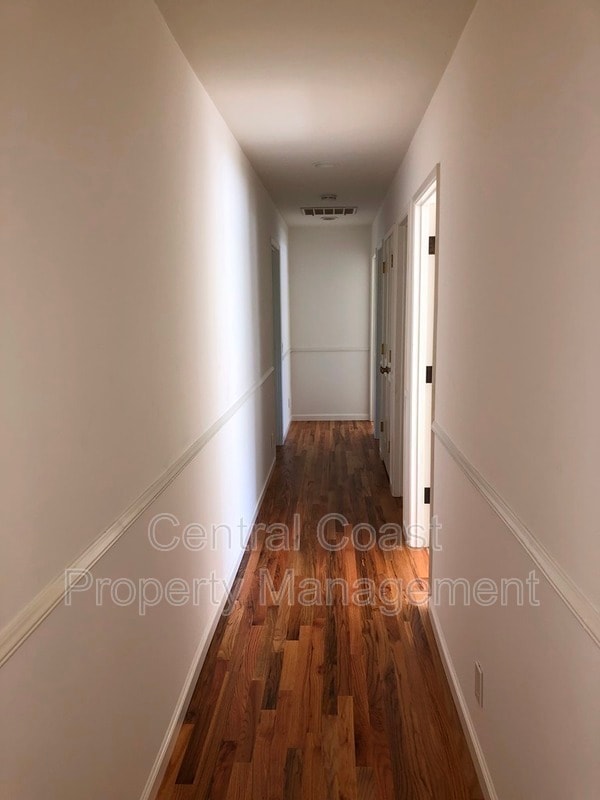 Building Photo - 2884 Sloat Rd