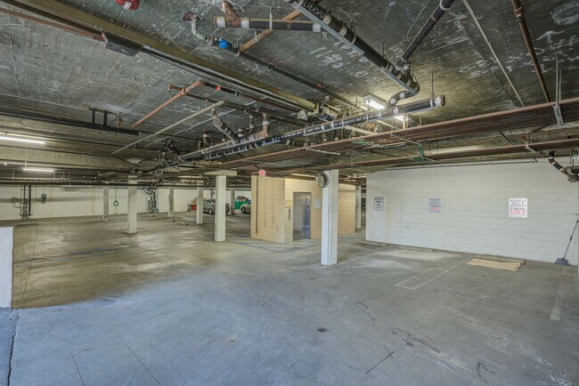 Building Photo - Massive Three Bedroom Two Bath Condo Available now!