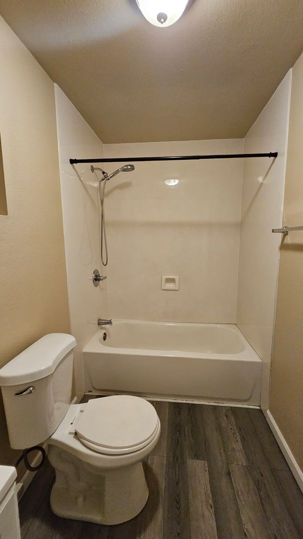 Building Photo - Del Sur Drive SW-1721-1729