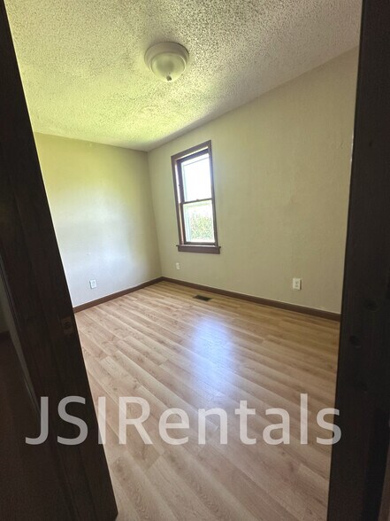 Bedroom 2 - 1214 E 5th St