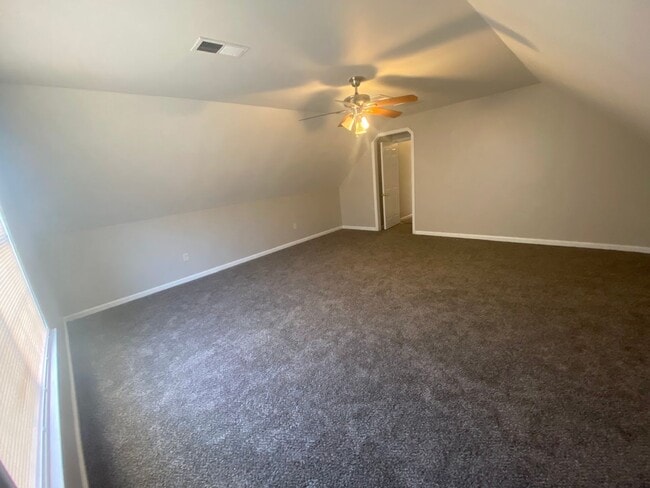 Building Photo - Spacious 3-Bedroom Home in Cordova-Stylish & Comfortable Living!