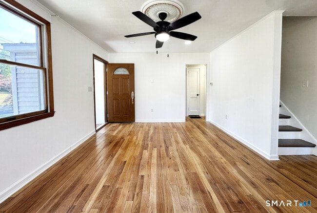 Building Photo - 225 Battis Rd