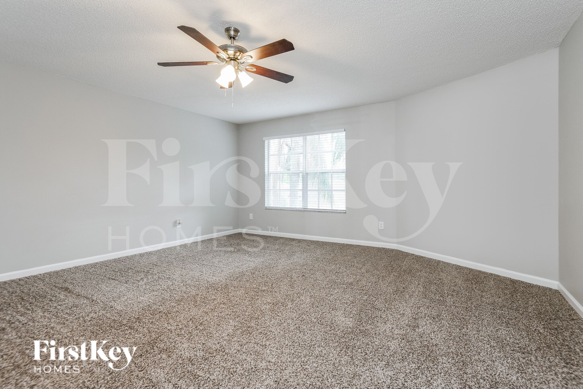 Building Photo - 12816 Enclave Dr