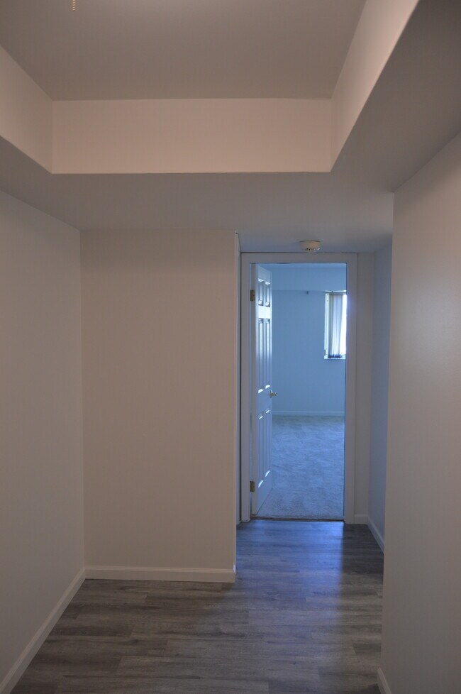 Building Photo - 13200 W Heiden Cir