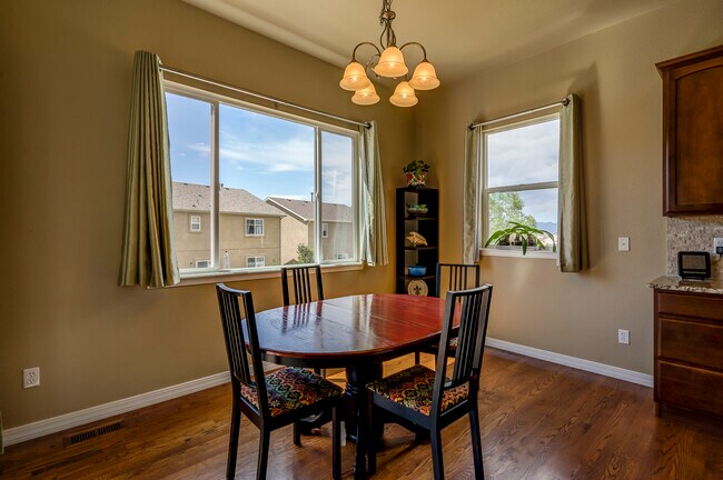 Building Photo - 7868 Renegade Hill Dr