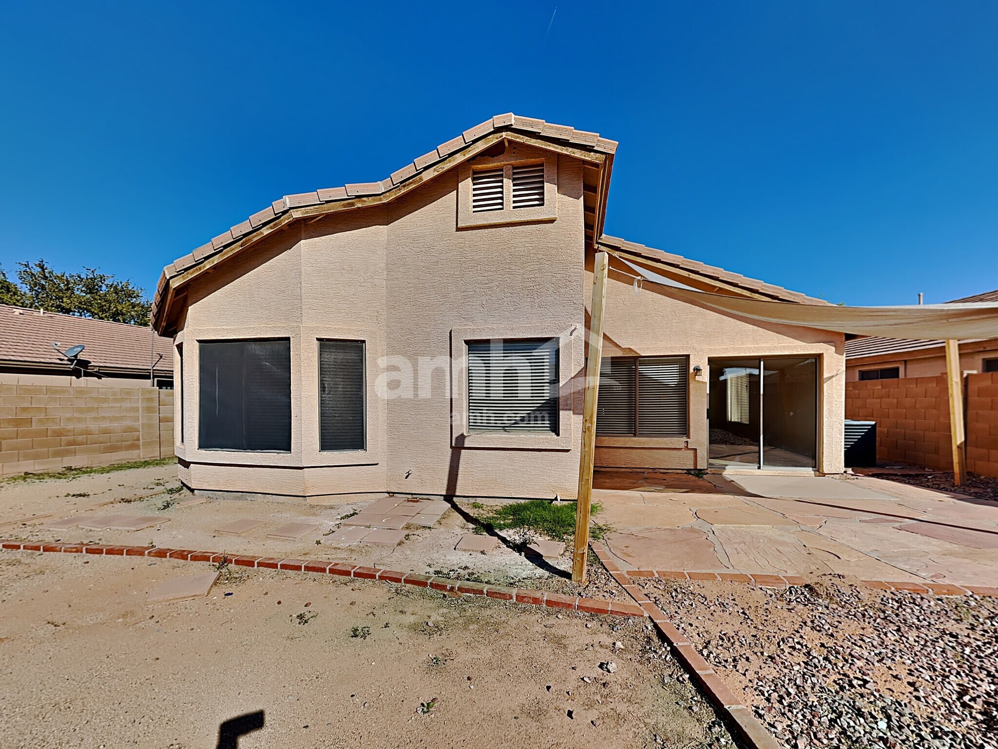 Building Photo - 8703 E Plata Ave