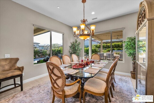 Building Photo - 81 Claret