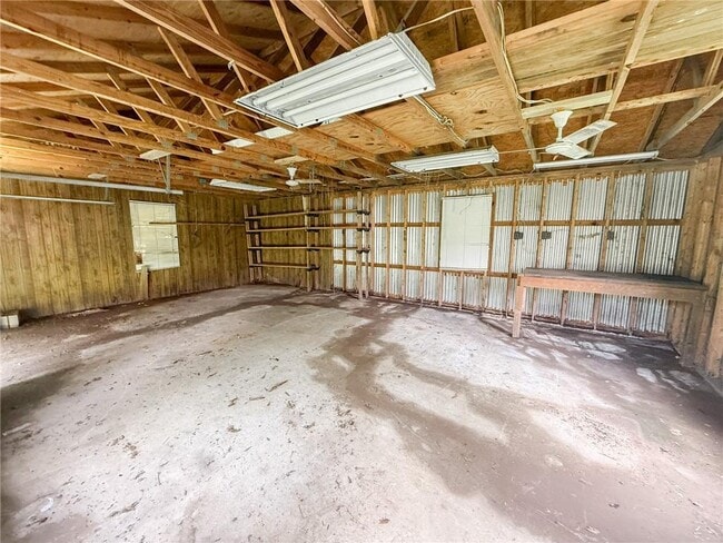 Building Photo - 8613 McAllister Dr