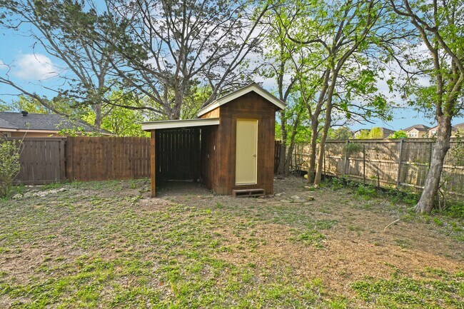 Building Photo - 772 Vista Pkwy