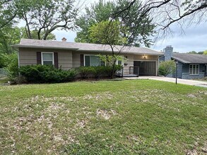 Building Photo - COMING SOON! - Newly Renovated 3Bd, 2Bth i...