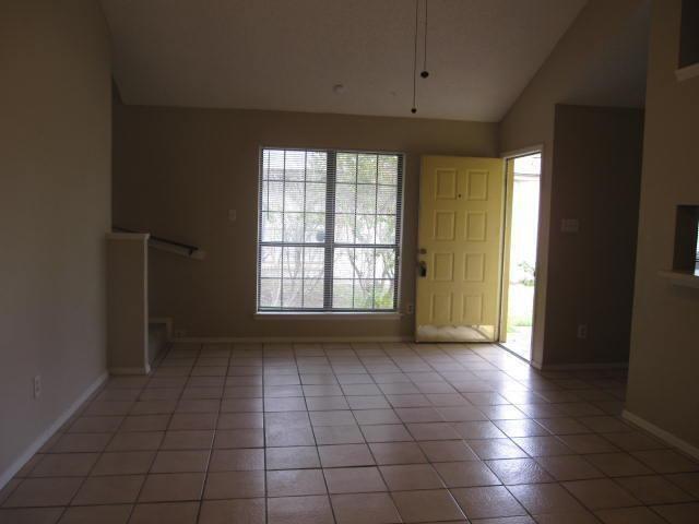 Building Photo - 1755 Carrington Dr