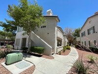 Building Photo - Awesome one bedroom one bath condo