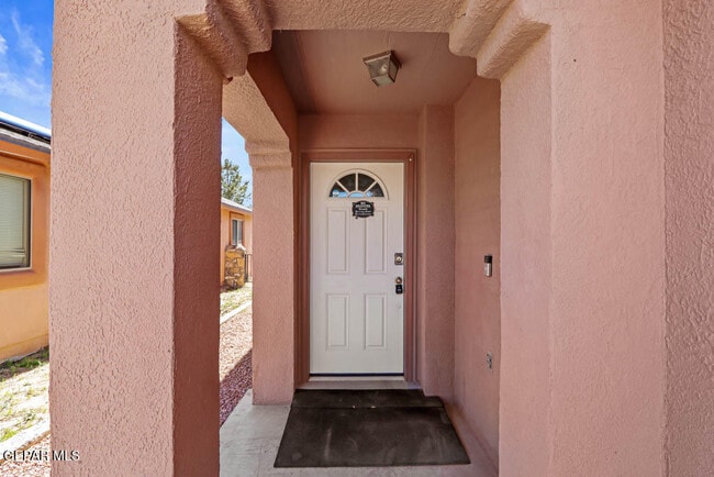 Building Photo - 14266 Gil Reyes Dr