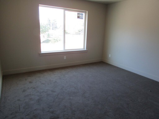 Building Photo - HOLIDAY MOVE-IN SPECIAL!  3 bedroom 2 1/2 ...